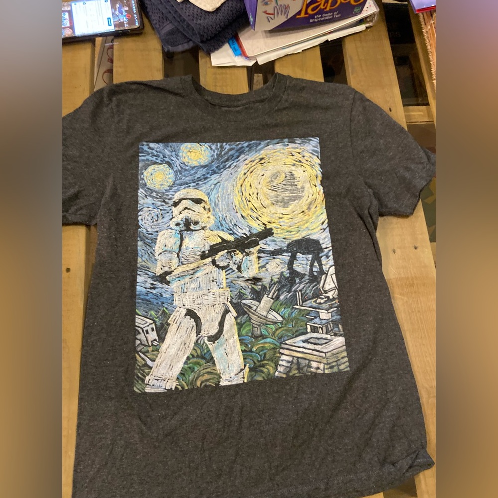 Grey Star Wars graphic shirt